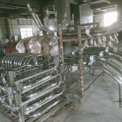 नई आसान कार फ्रंट स्टेनलेस स्टील फ्रंट बंपर टॉयोटा हिलक्स विगो रेवो रॉक के लिए एलईडी लाइट्स के साथ बुल बार निसान एनपी 300 नवारा इसुजु मित्सुबिशी वोक्सवैगन फोर्ड एफ 150 रैप्टर रेंजर