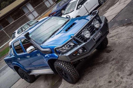 लैंड क्रूजर 200 ट्रक बुल बार 4x4 स्टील हैवी फ्रंट बम्पर ग्रिल गार्ड