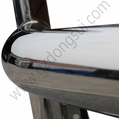 ट्रक के लिए फ्रंट बंपर गार्ड सेमी ट्रक के लिए ब्रैकेट ग्रिल के साथ हिरण गार्ड